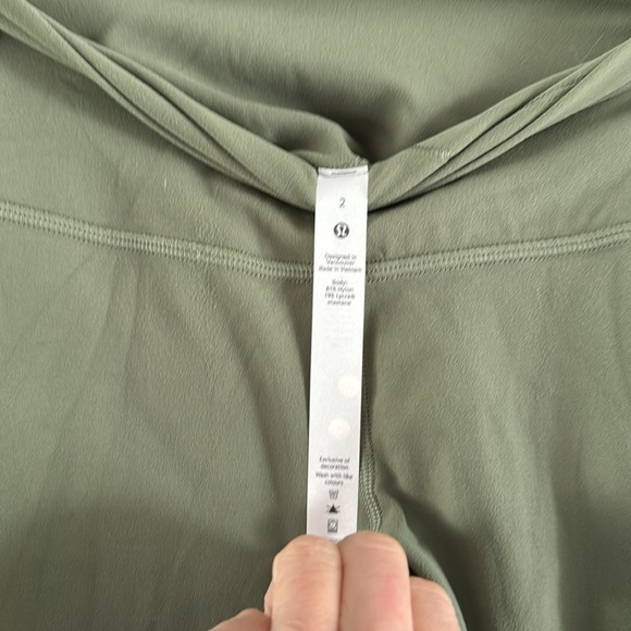 Lululemon Align HR Green Twill  25” size 2 - Picture 4 of 4
